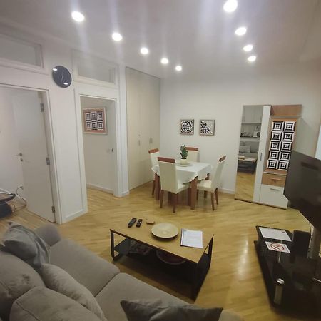 City Lights Lux Apartment เบลเกรด ภายนอก รูปภาพ