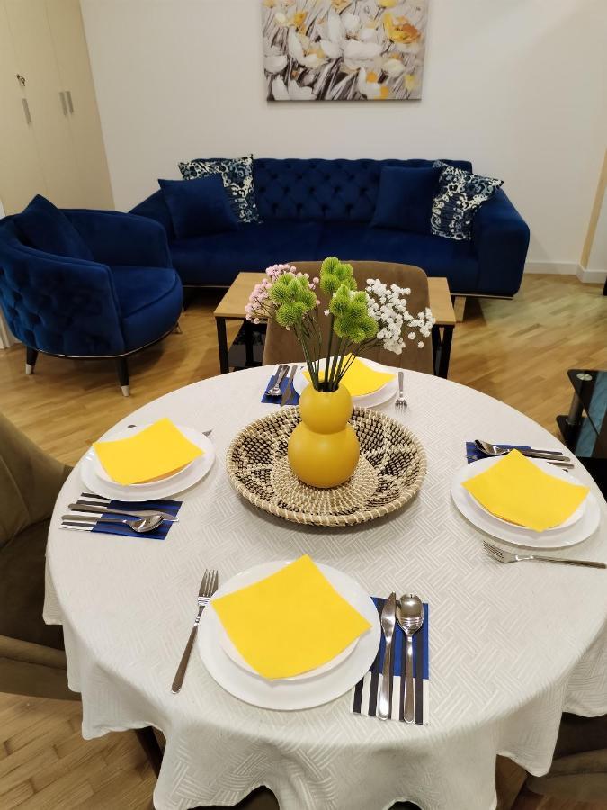 City Lights Lux Apartment เบลเกรด ภายนอก รูปภาพ