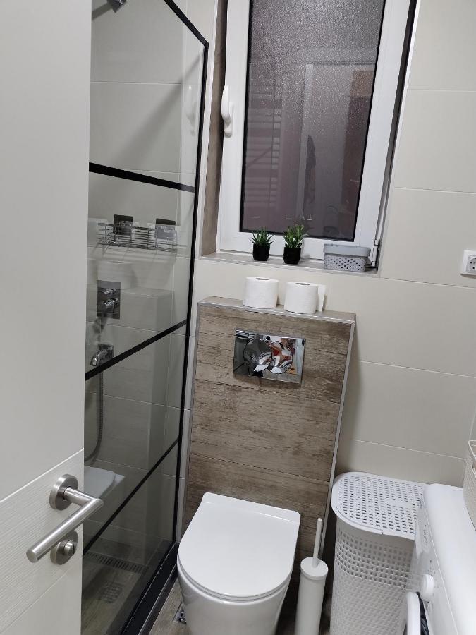 City Lights Lux Apartment เบลเกรด ภายนอก รูปภาพ
