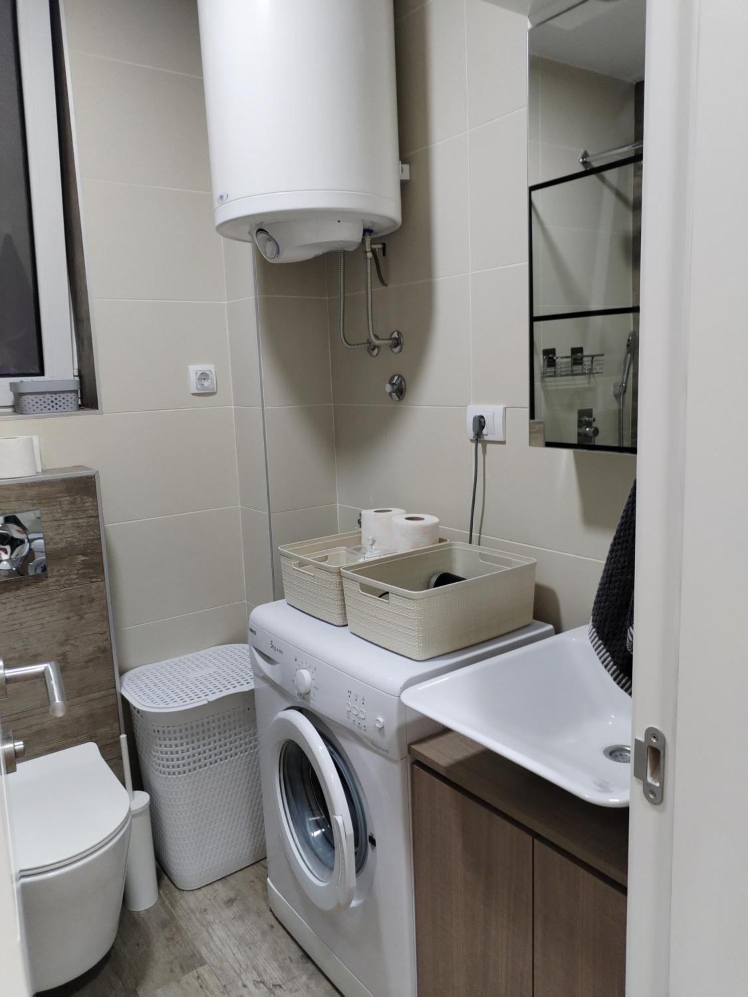City Lights Lux Apartment เบลเกรด ภายนอก รูปภาพ